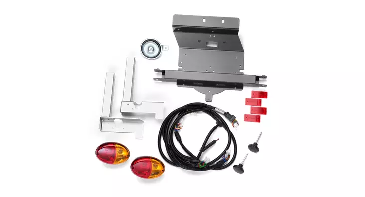 P 500 vilkut ja pysäköintivalot taakse - Suurteholeikkureiden lisävarusteet - 9667909-01 - 1