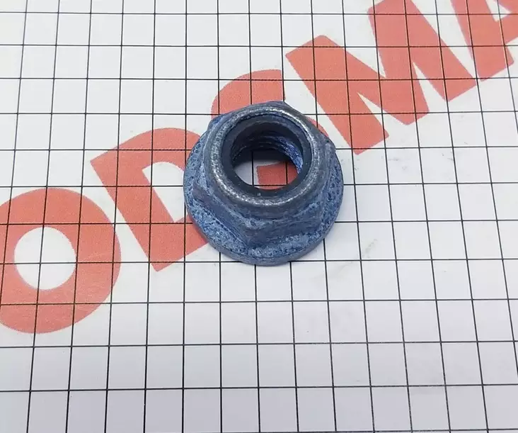 TERÄN KIINNITYSMUTTERI, 345, 545 - Terän kiinnitysosat - 5022911-01 - 1