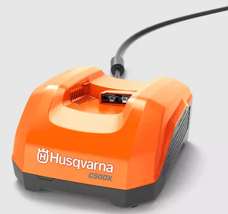 Husqvarna 40-C500X laturi - Husqvarna BLI-X Akut ja laturit - 9707171-01 - 1