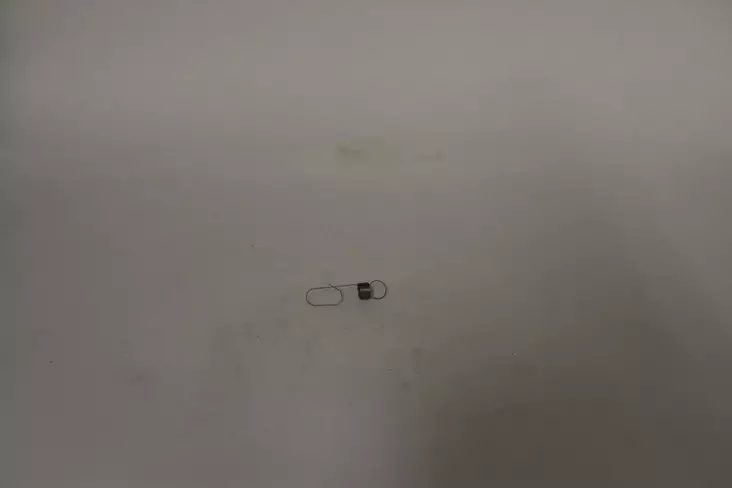 B&S rikastimen palautusjousi 797864 - Regulaattorin jouset, säätimet - 797864 - 1