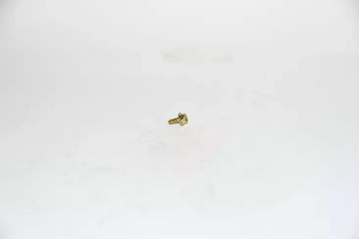 B&S ruuvi 693084 - Moottoreiden pultit, ruuvit - 693084 - 1