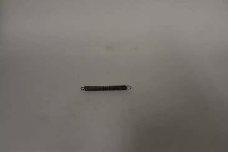 B&S Kaasuttimen jousi 261105 - Regulaattorin jouset, säätimet - 261105 - 1