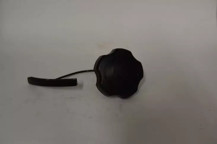 B&S korkki 596206 - Polttoainehanat, korkit ja tankit - 596206 - 1