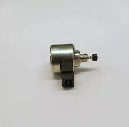 B&S kaasuttimen solenoidi - Neulaventtiilit ja suuttimet - 7596038 - 1