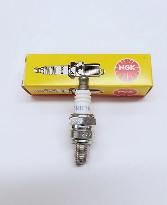 Sytytystulppa NGK CMR7H - Pienkoneiden sytytystulpat - CMR7H - 1