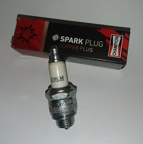 Sytytystulppa Champion RJ19LM - Pienkoneiden sytytystulpat - RJ19LM - 1